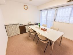清潔感ある居室の一角