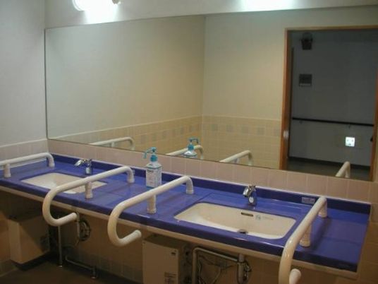 バリアフリー洗面台