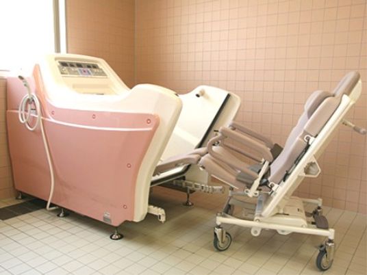 清潔な浴室の機器