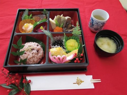 お祝いの日本食膳セット