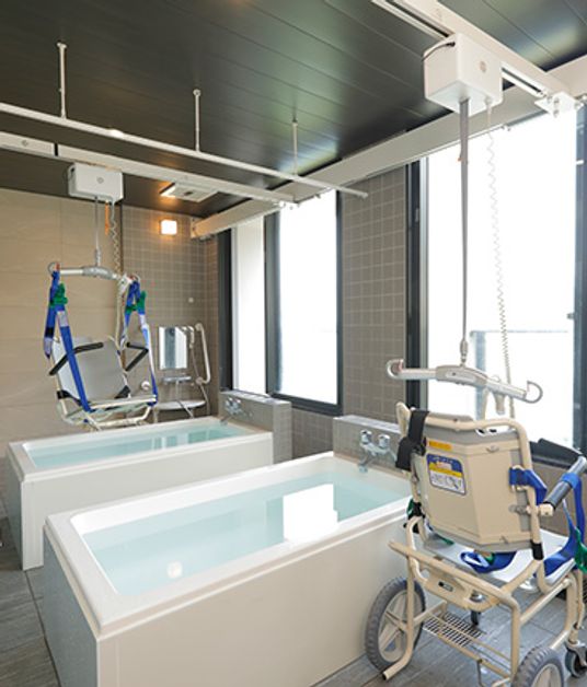介助用機器の浴室