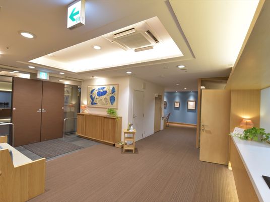 清潔感のあるエントランス