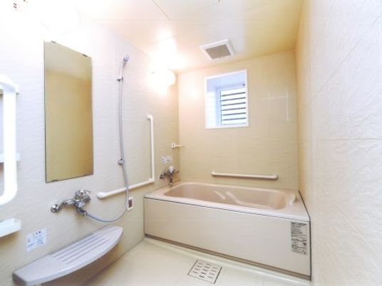 ケアをしやすい浴室