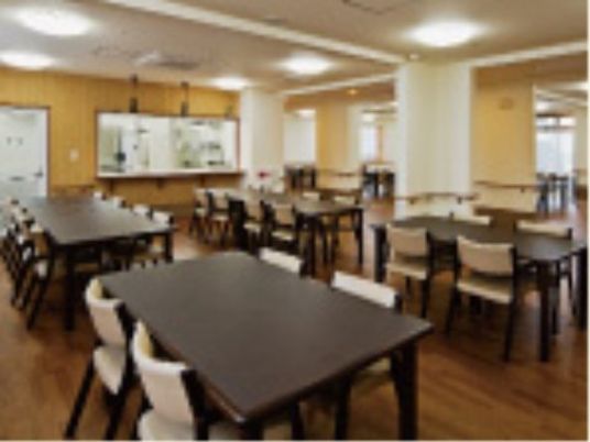 明るい共有食堂