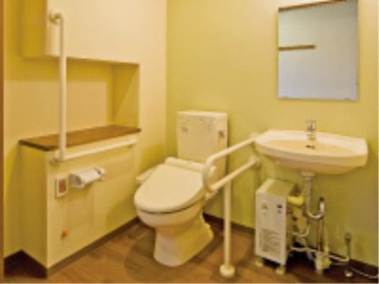 バリアフリー対応トイレ