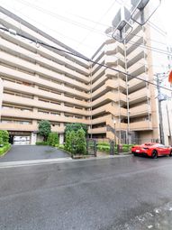 多階建て建物の外観