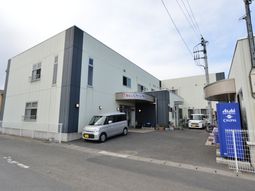 施設の外観写真