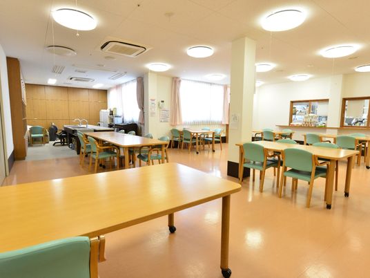 明るいダイニングルーム