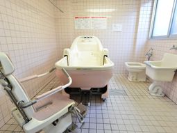 バリアフリー浴室設備