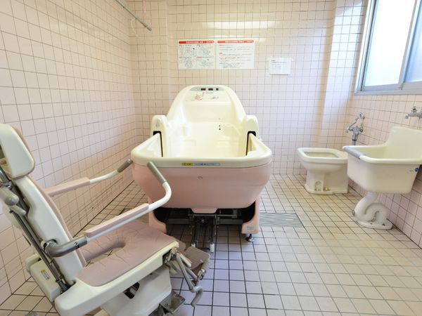 バリアフリー浴室設備