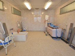 浴室の援助設備