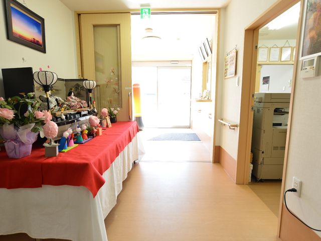 玄関ロビーに飾られた装飾品