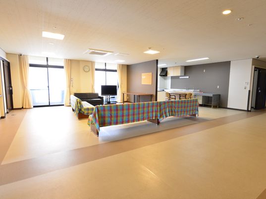 共用スペースの角部屋