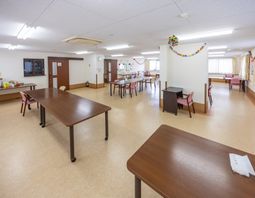 広々とした快適なダイニング