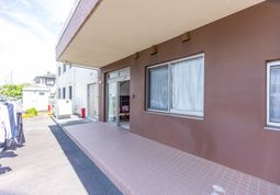 明るいエントランス