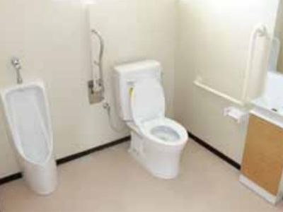 手すり付きトイレ環境