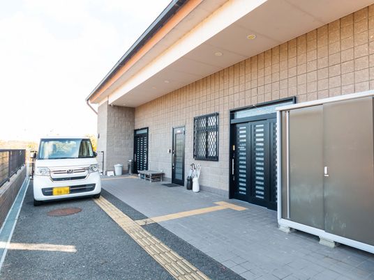 施設の外観