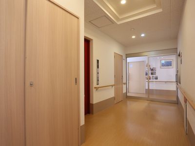 清潔感のある廊下