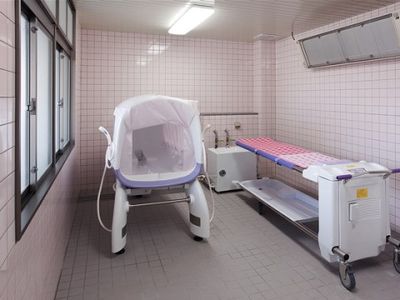 清潔な浴室設備