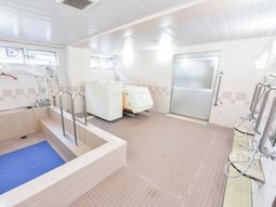 清潔な浴室設備