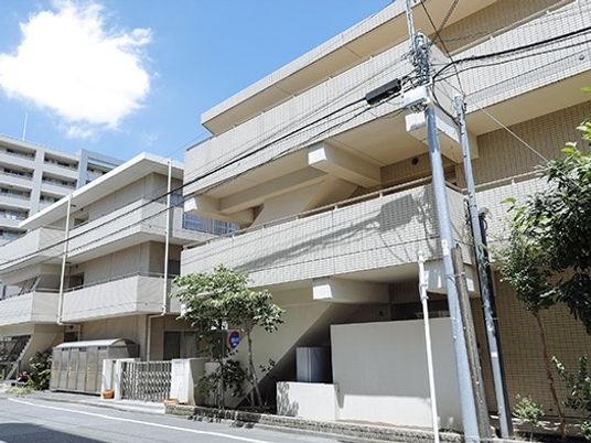 集合住宅の外観  
