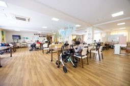 広々とした共有スペース