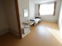 広々とした居室の一角