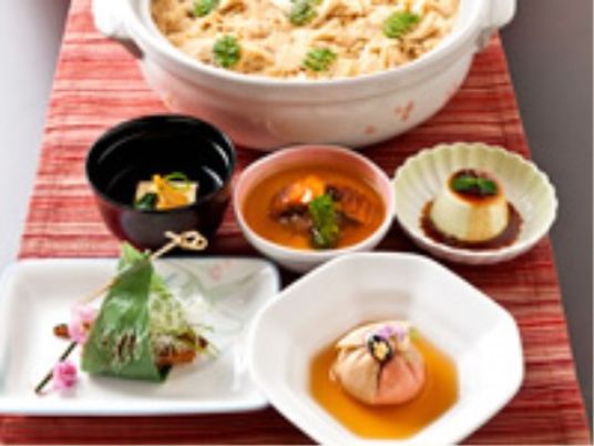 色とりどりの和食料理