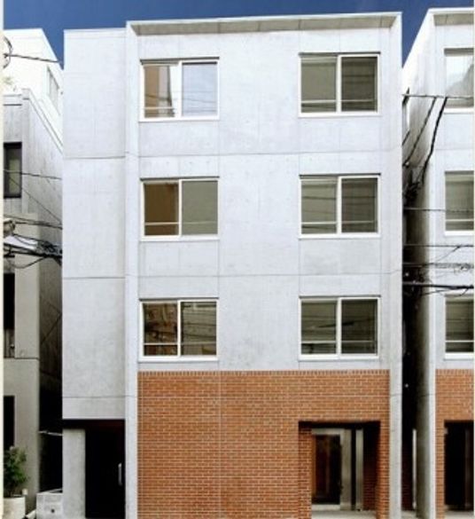 清潔な建物の外観