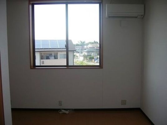 清潔な居室の空間