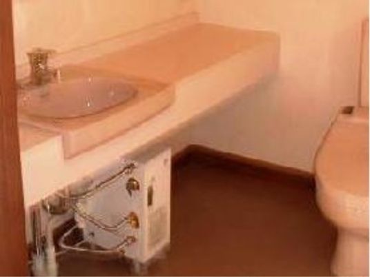 シンプルな洗面所
