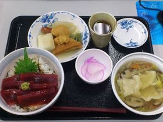手作り料理の盛り付け