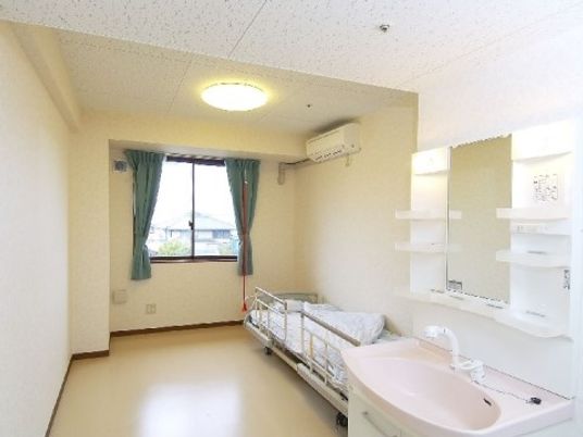 清潔な個室の居室