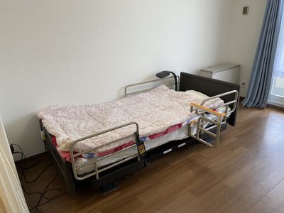 ゆったりした個室の居室