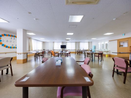 広い食堂  