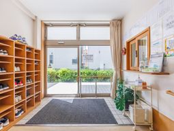 明るいエントランス  