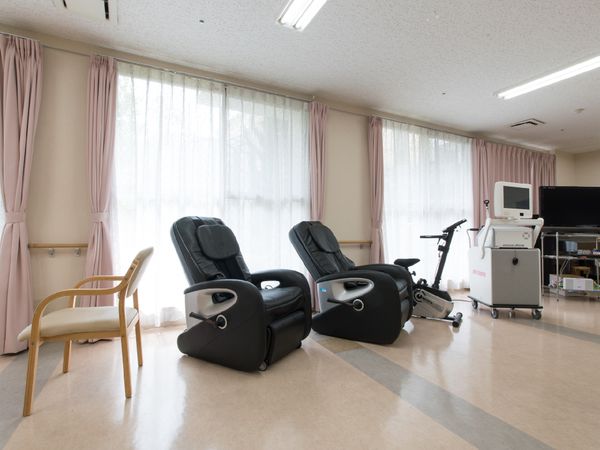 リラックス椅子とトレーニング器具