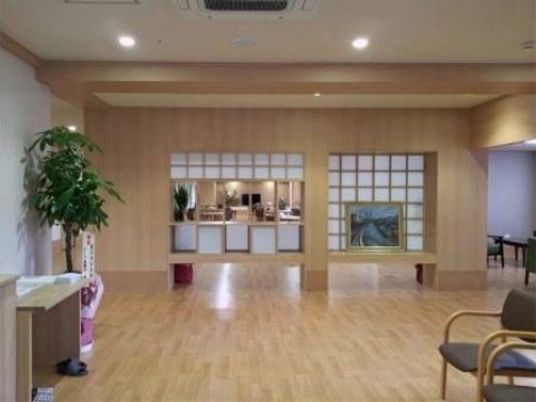 温もりのあるロビー空間