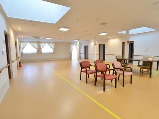 広々とした明るい空間