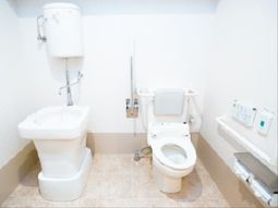 清潔なトイレ設備