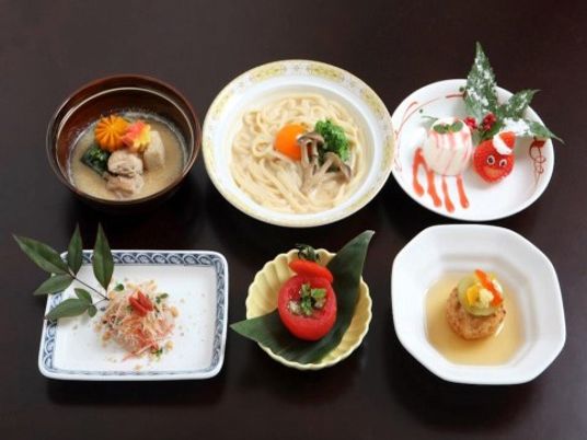 和風のバランス良い食事内容