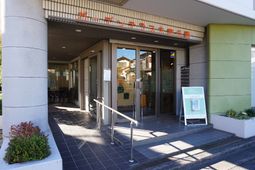 明るいエントランス