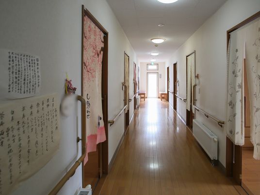 和風デザインの廊下