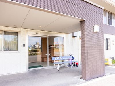 清潔感あるエントランス