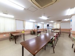 明るい食堂  