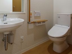 バリアフリートイレ