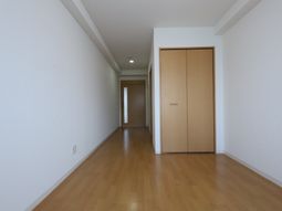 清潔感のある廊下