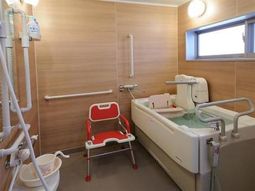 バリアフリーの洗体設備