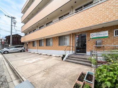 清潔感のある施設外観