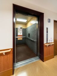 快適なエレベーター内観